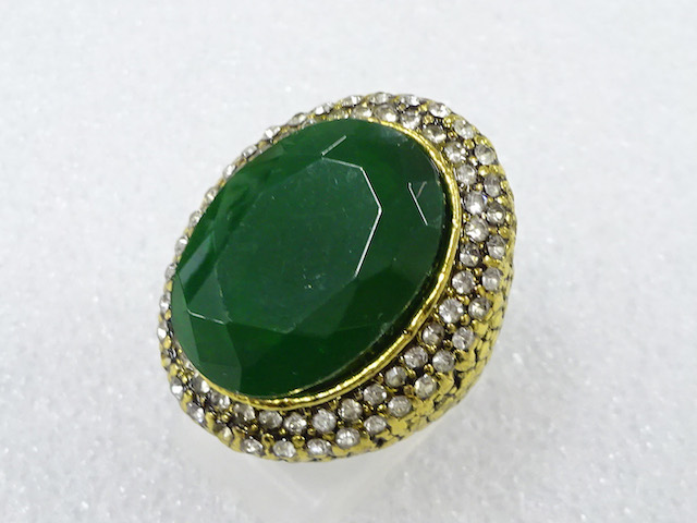 色石　指輪(10号)